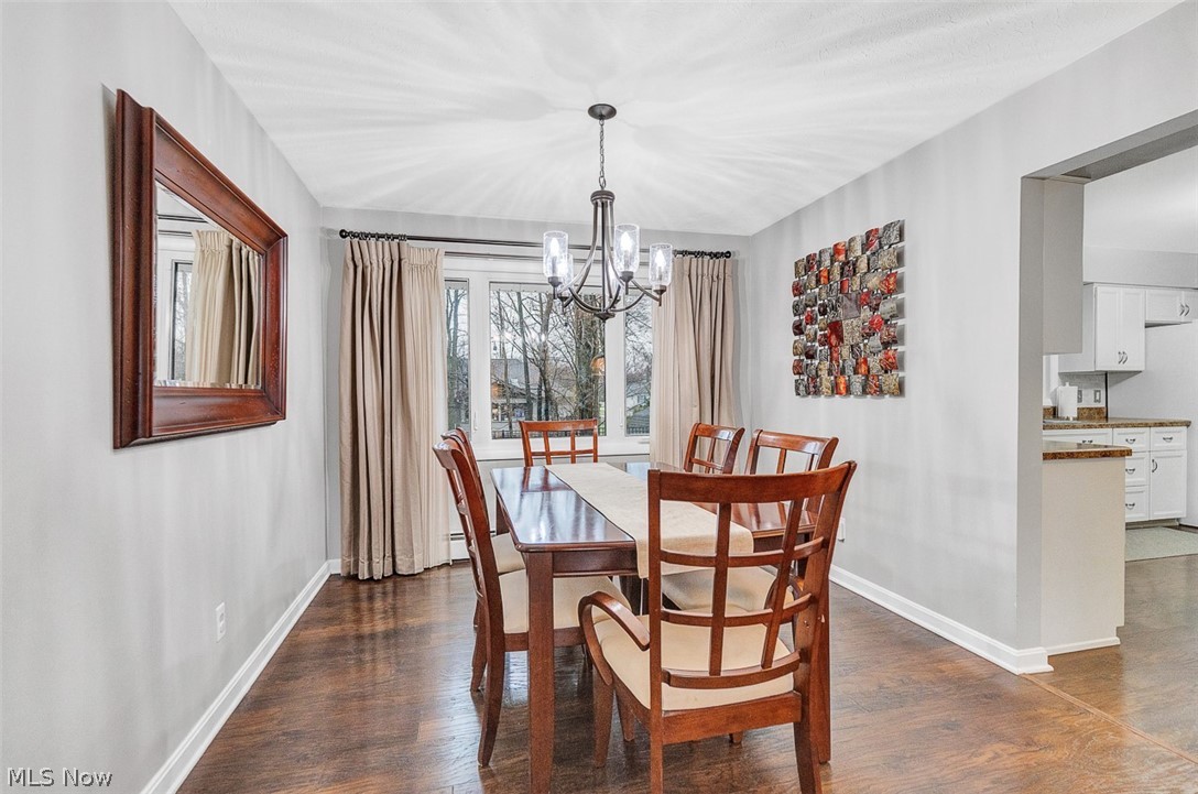 Delia Realty 01 - Residential