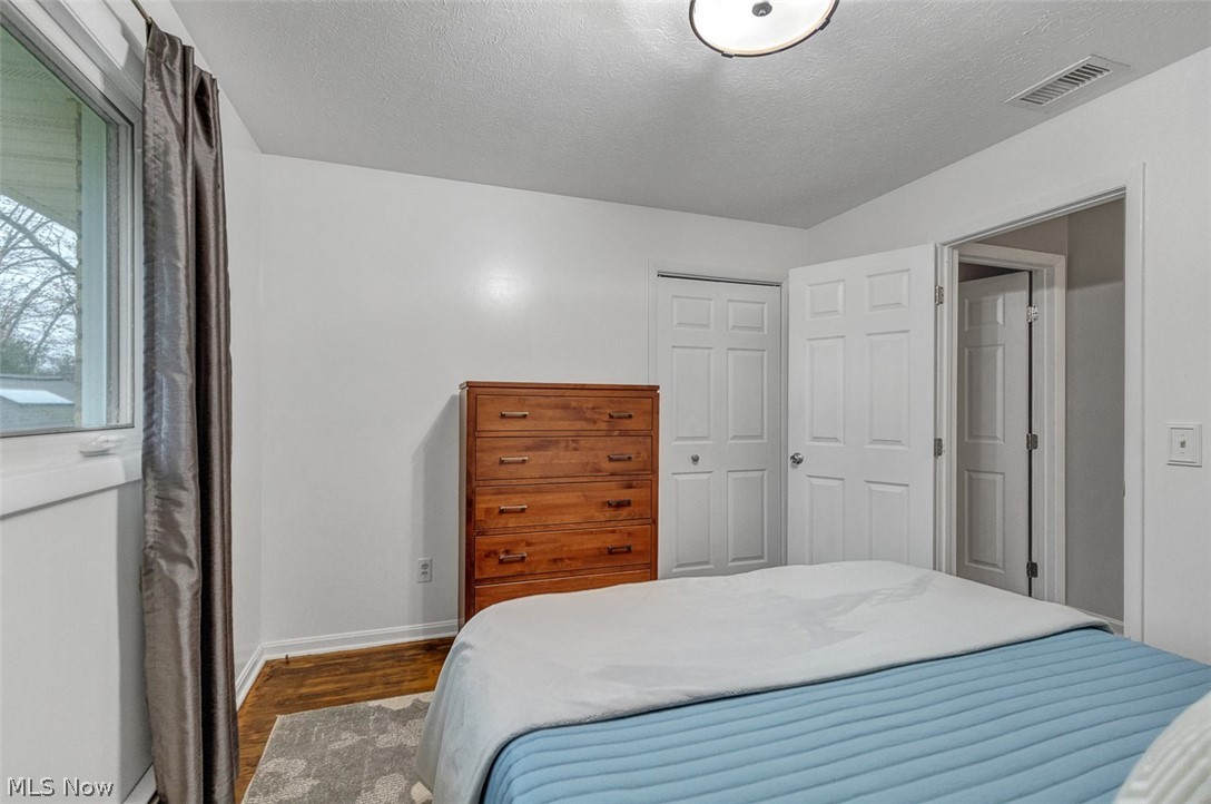 Delia Realty 01 - Residential