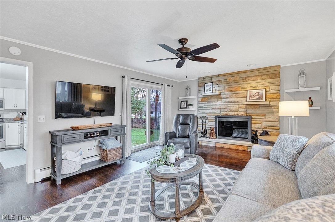 Delia Realty 01 - Residential