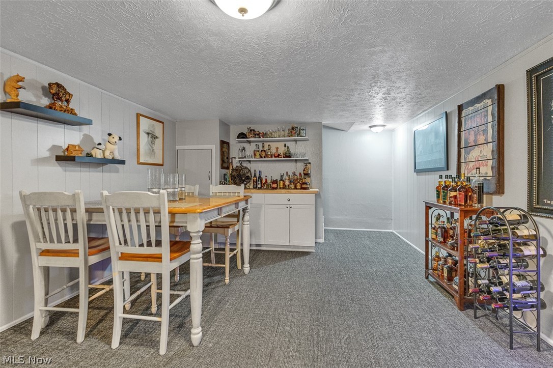 Delia Realty 01 - Residential