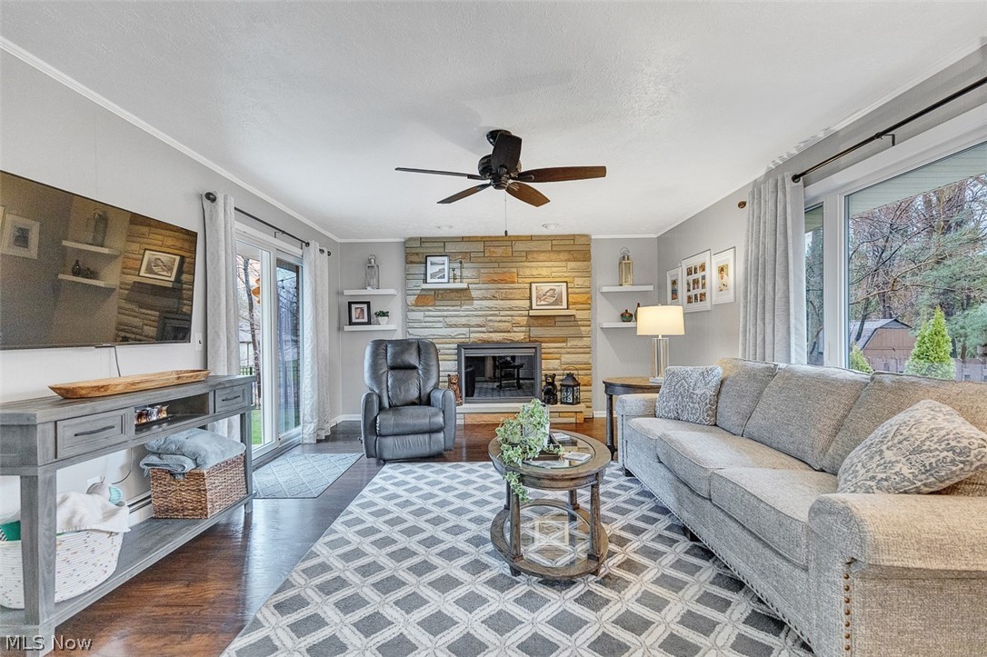 Delia Realty 01 - Residential