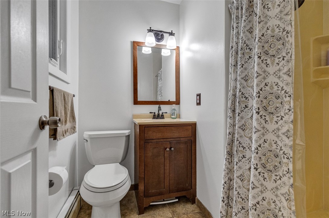 Delia Realty 01 - Residential