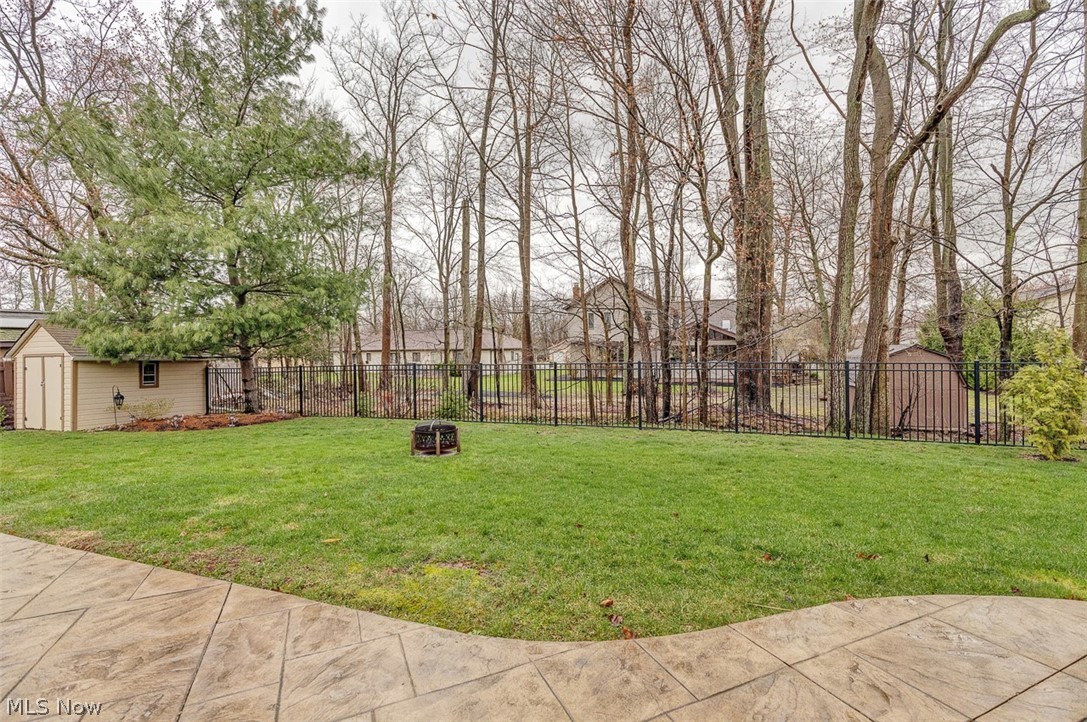 Delia Realty 01 - Residential