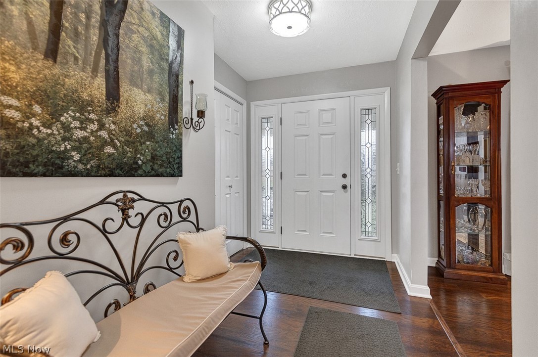 Delia Realty 01 - Residential