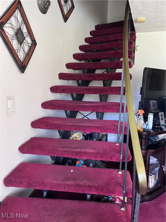 Colonial Park Condo - Residential