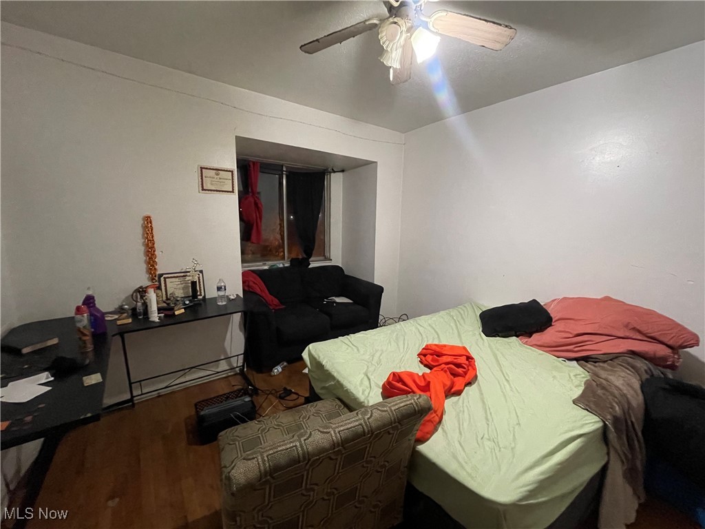 Colonial Park Condo - Residential