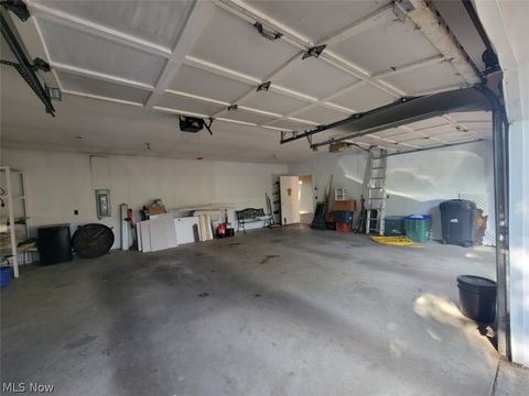 Tiny photo for 300 Eastlawn Circle, Zanesville, OH 43701 (MLS # 5188254)