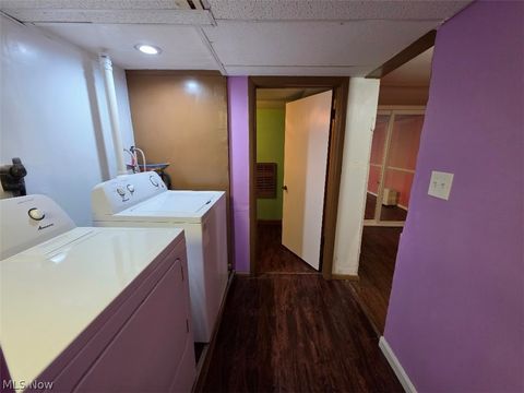 Tiny photo for 300 Eastlawn Circle, Zanesville, OH 43701 (MLS # 5188254)