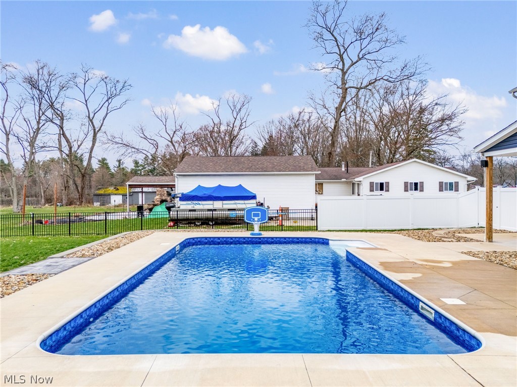 Tract 12 - Residential