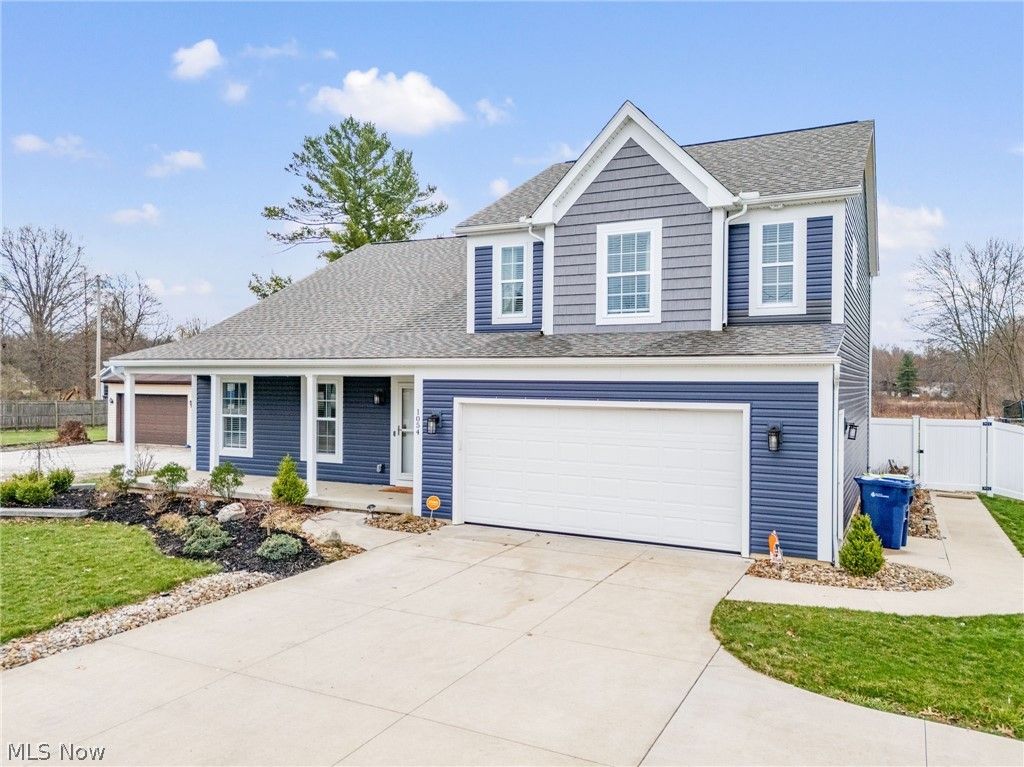 Photo of 1054 East Avenue, Tallmadge, OH 44278 (MLS # 5193631)