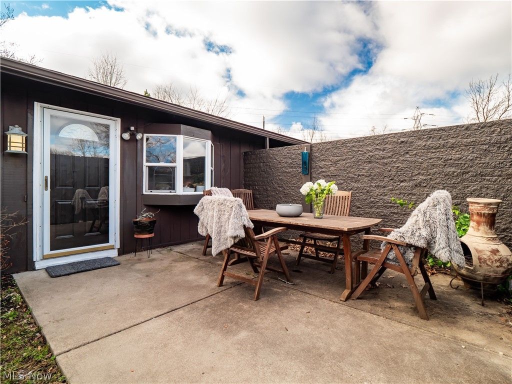 Photo of 53 Greenfield Court, Berea, OH 44017 (MLS # 5192872)