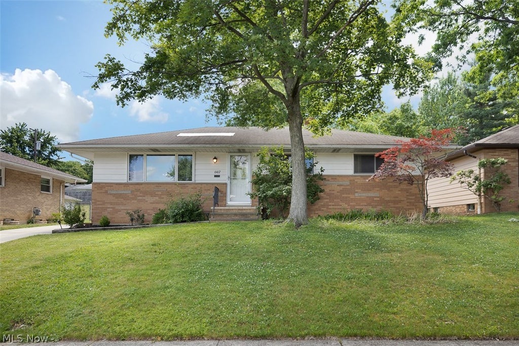Photo of 6417 Fordham Drive, Parma, OH 44129 (MLS # 5219909)