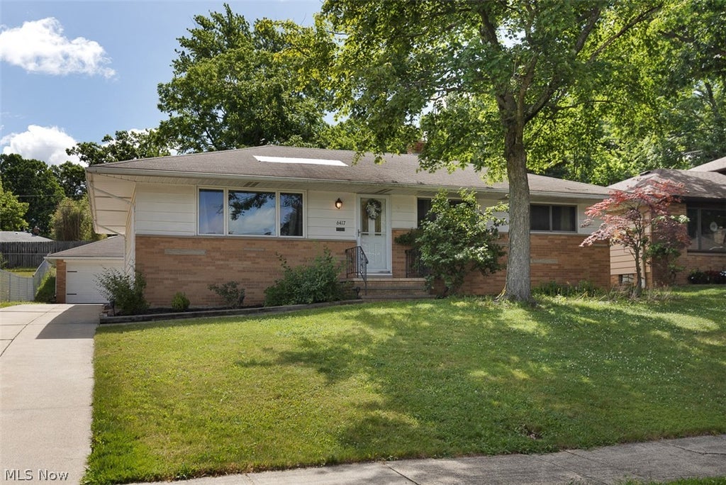 Photo of 6417 Fordham Drive, Parma, OH 44129 (MLS # 5219909)