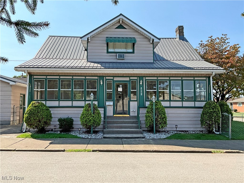Looking for a move-in ready home in Follansbee? Look no further than 420 Mark Ave! This charming two-bedroom house has been meticulously maintained and is ready for you to call home. The property features an enclosed front porch, a living room with a decorative fireplace, and a formal dining room. Upstairs, you’ll find a beautifully tiled bathroom with both a tub and a standing shower, as well as two bedrooms, one of which includes a walk-in closet. The basement provides ample storage space for all your needs. The large detached garage not only accommodates your car but also offers plenty of room for tools and lawn equipment. The side yard, with its chain-link fence, is ideal for pets or a play area for kids. Conveniently located just a short walk from Follansbee Park and various amenities, this home combines comfort with convenience. Don’t miss your chance — call today to make 420 Mark Ave your new address!