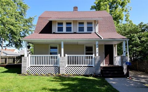 Homes For Sale - 4418 Lincoln Avenue<br/> Parma, OH 44134