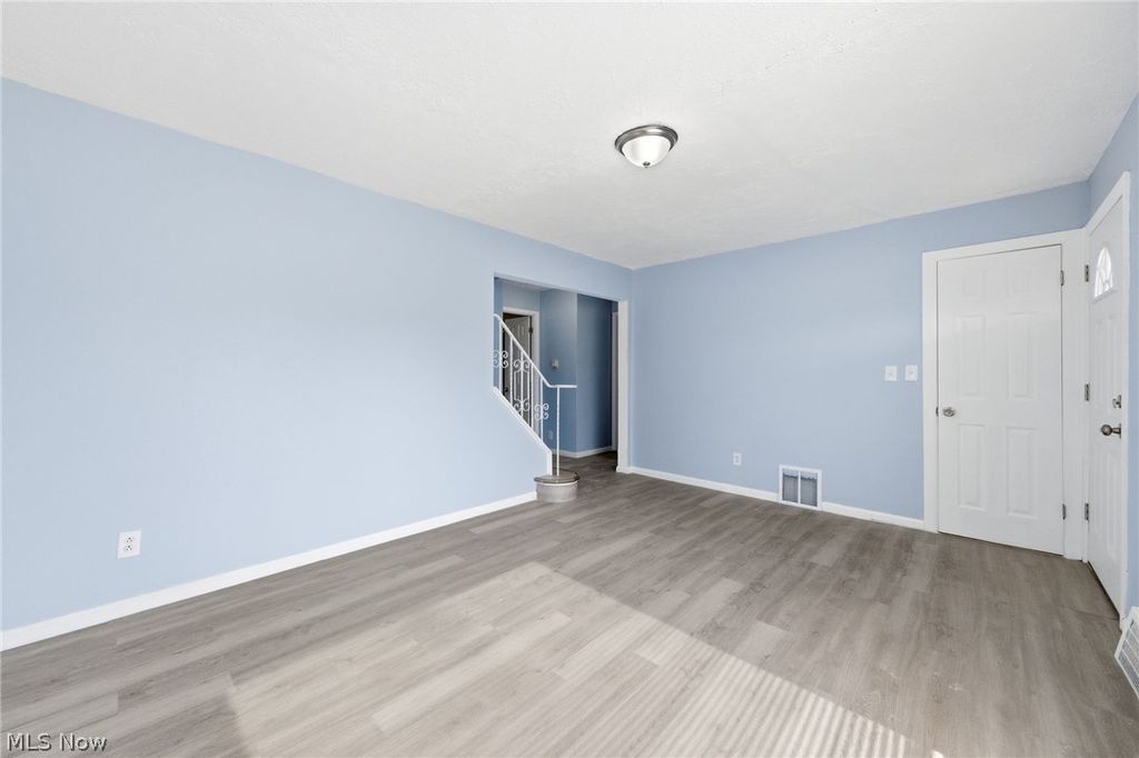 Photo of 20705 Hansen Road, Maple Heights, OH 44137 (MLS # 5187806)