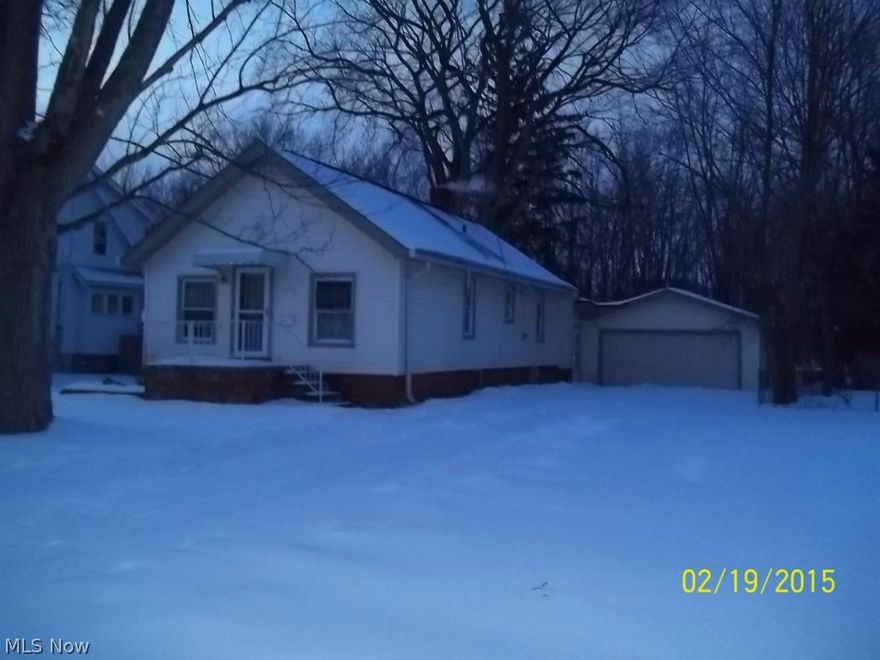 Great investment opportunity in Westlake!  House has great potential with some TLC! 2 bedrooms, 1 bath, 1 car detached garage, nice, deep lot, and great location!   Estate sale - cash or rehab loans only