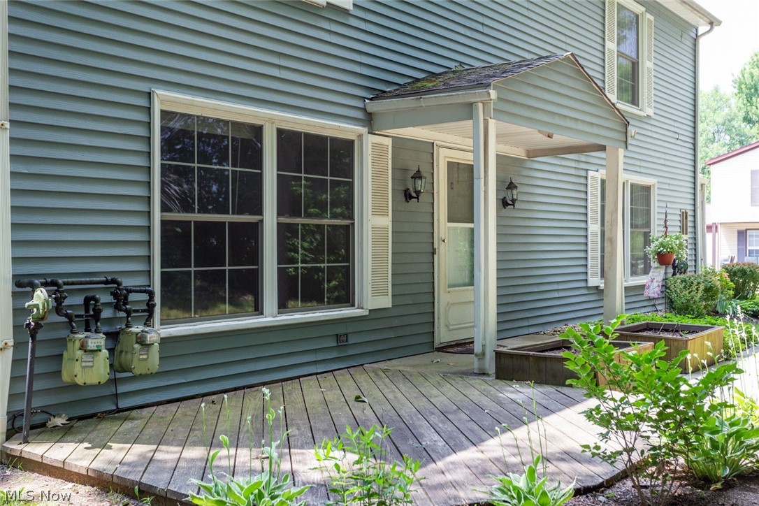 Ivy Hill Aurora Shores Condo - Residential