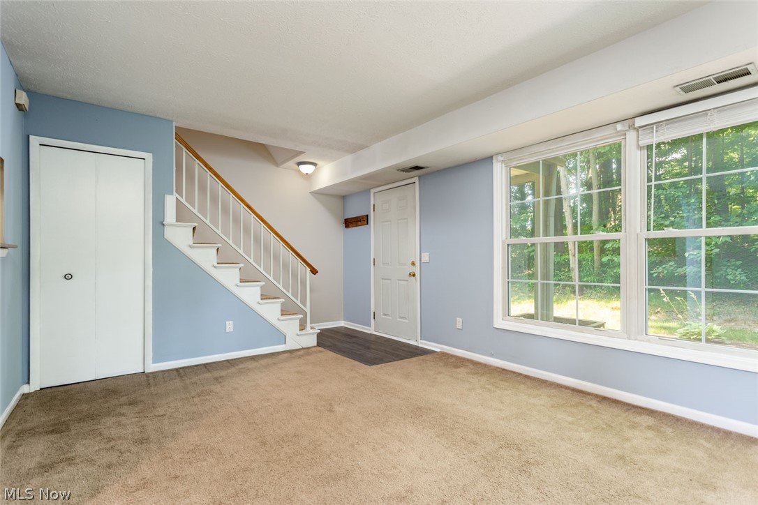 Ivy Hill Aurora Shores Condo - Residential