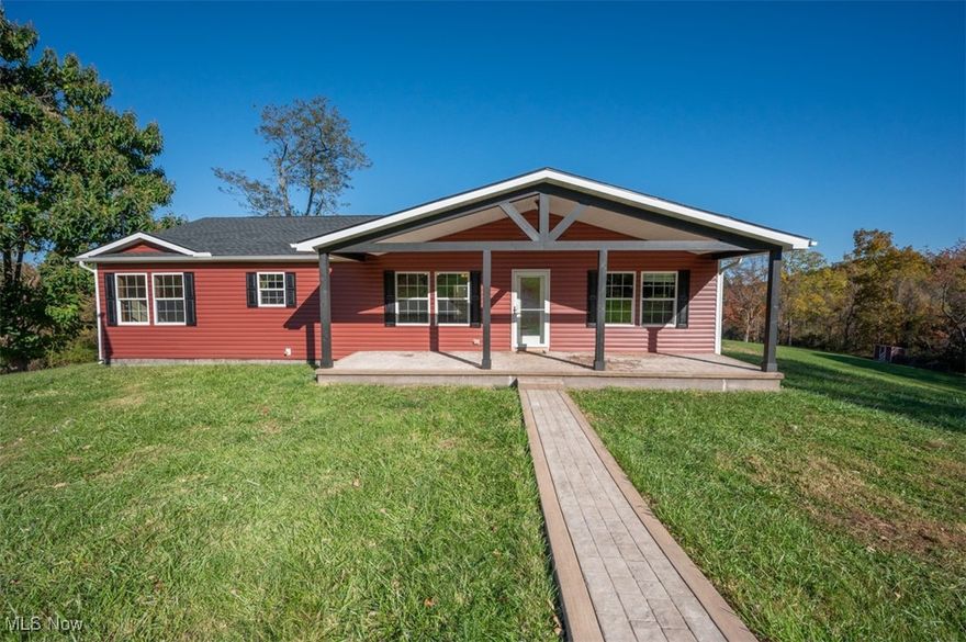 Country living  Minutes from town. Beautiful Park like setting with a stocked pond and 37 acres to hunt. 3 bedroom 2 bath, well maintained  home located down a gorgeous driveway. Newer roof, siding, front porch, screened in back porch & appliances. 
One floor living. Open Concept. Property includes 2 outdoor storage buildings. Must See to appreciate.