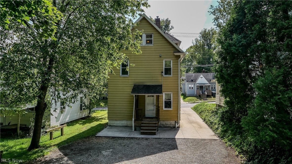 Ledge - Residential Lease