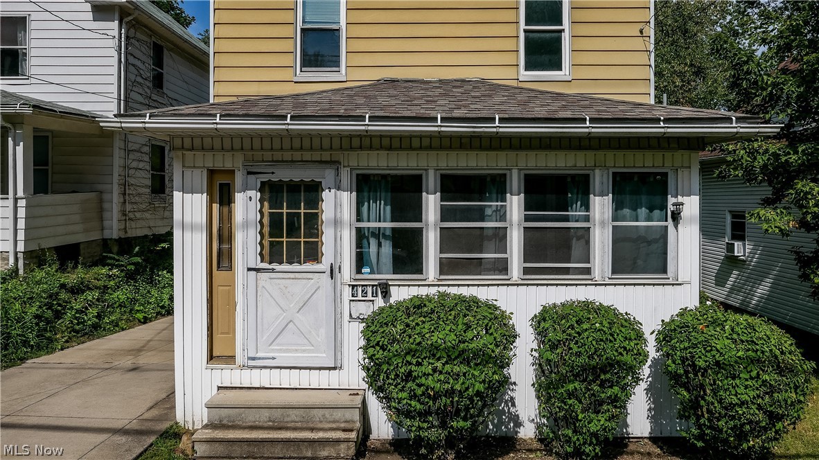 Ledge - Residential Lease