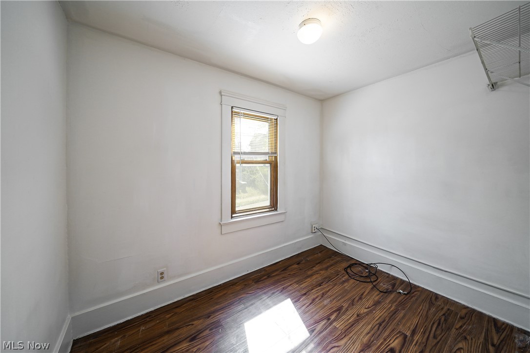 Ledge - Residential Lease