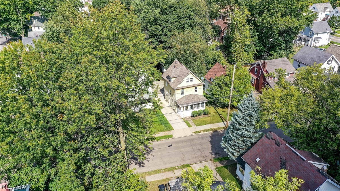 Ledge - Residential Lease