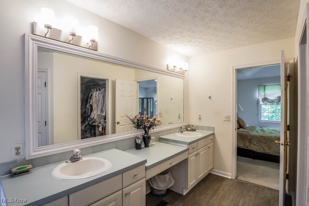 6202 Rockside Circle, Canton, Ohio image 25