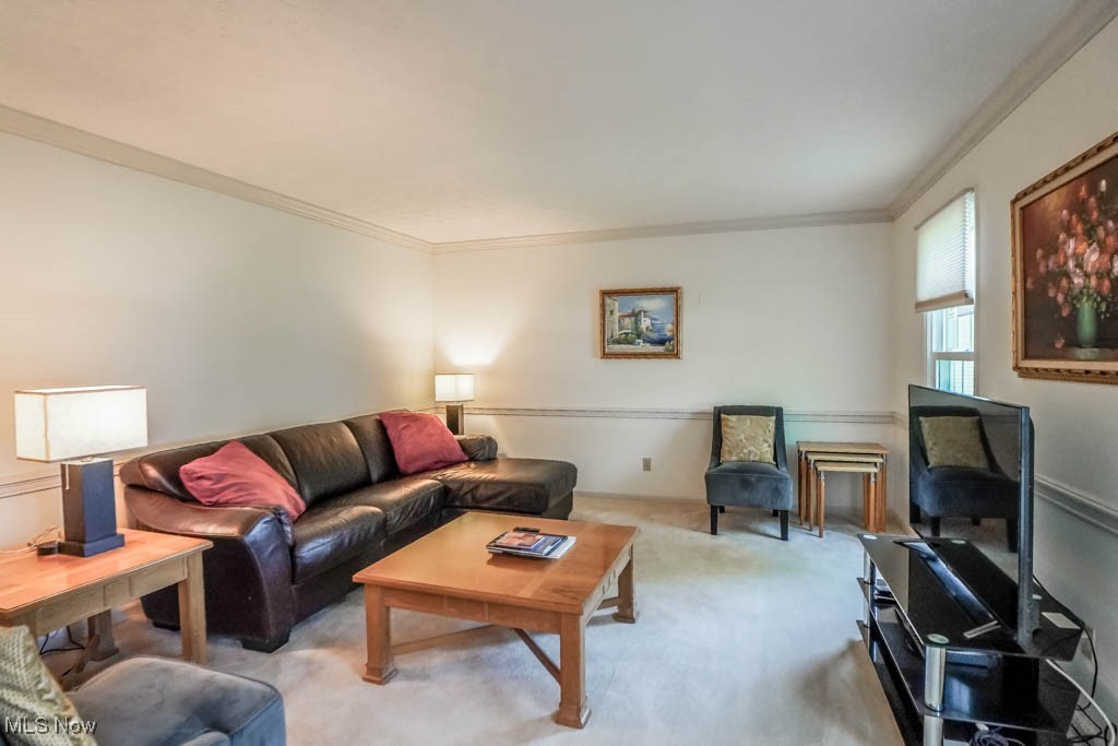 6202 Rockside Circle, Canton, Ohio image 5