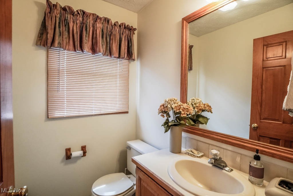 6202 Rockside Circle, Canton, Ohio image 21