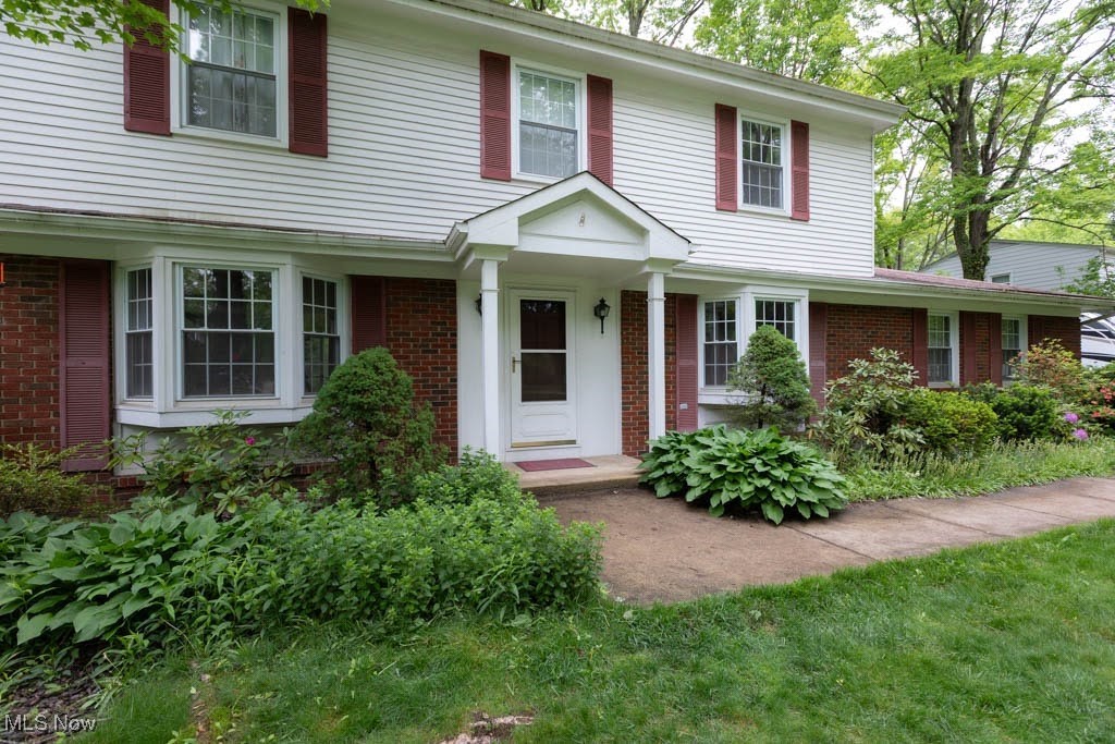 5940 Hansom Drive, Solon, Ohio image 45