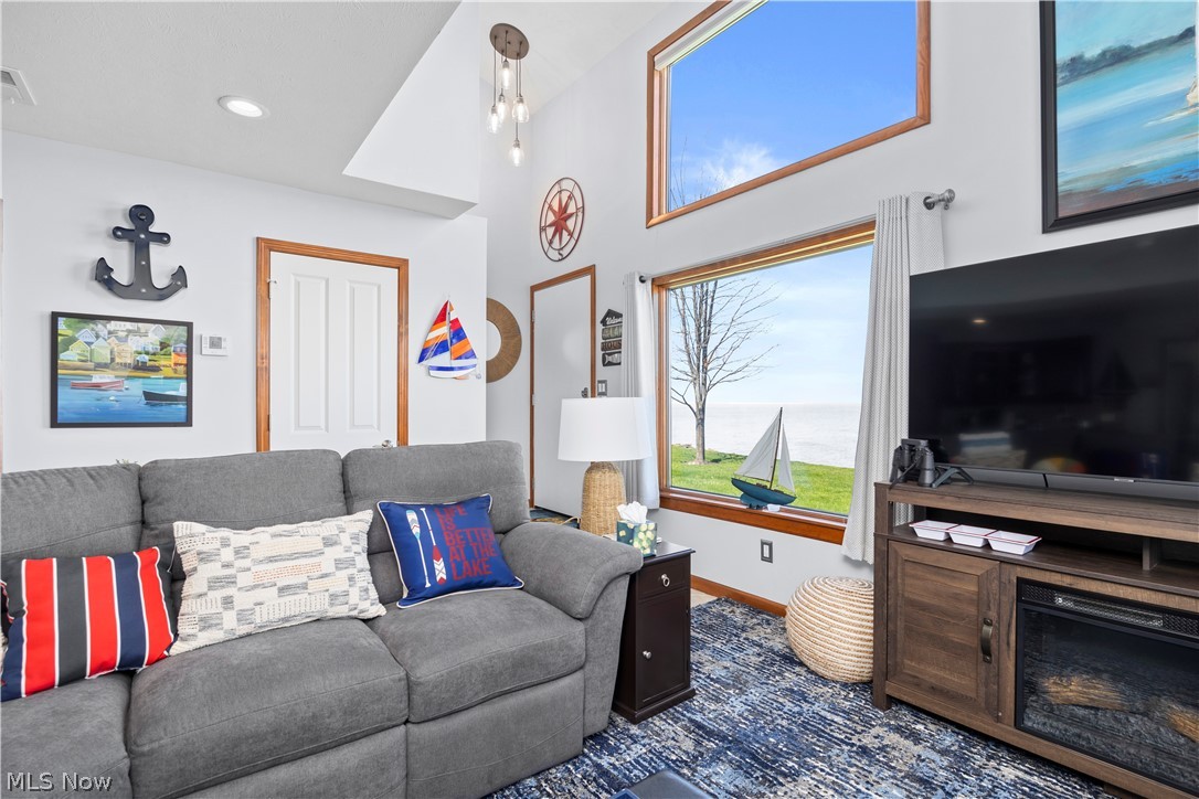 Unit E Oakshire Estates - Residential