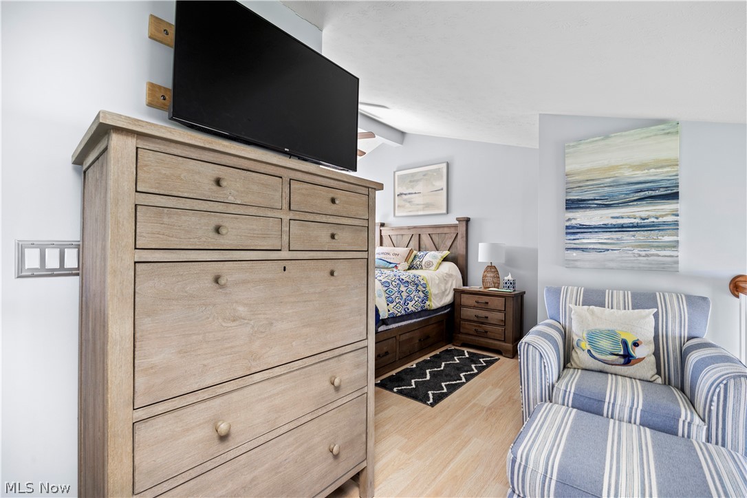 Unit E Oakshire Estates - Residential