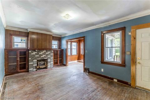 Tiny photo for 16007 Huntmere Avenue, Cleveland, OH 44110 (MLS # 5203487)