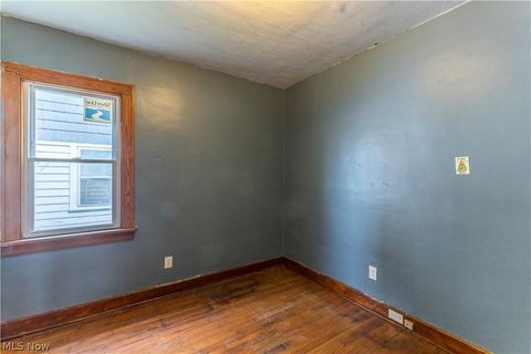 Tiny photo for 16007 Huntmere Avenue, Cleveland, OH 44110 (MLS # 5203487)