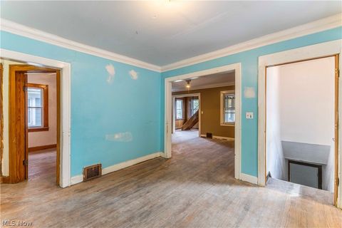 Tiny photo for 16007 Huntmere Avenue, Cleveland, OH 44110 (MLS # 5203487)