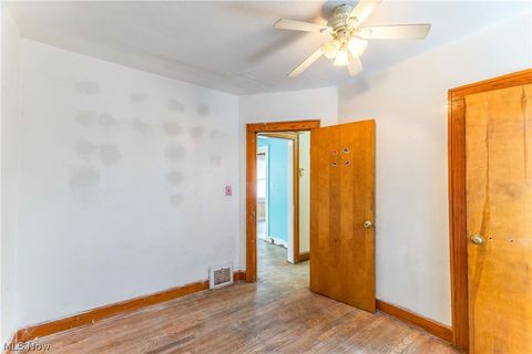 Tiny photo for 16007 Huntmere Avenue, Cleveland, OH 44110 (MLS # 5203487)