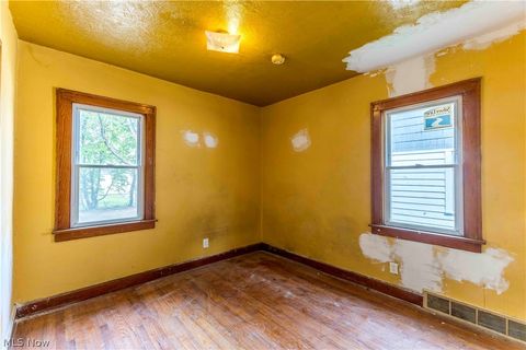 Tiny photo for 16007 Huntmere Avenue, Cleveland, OH 44110 (MLS # 5203487)