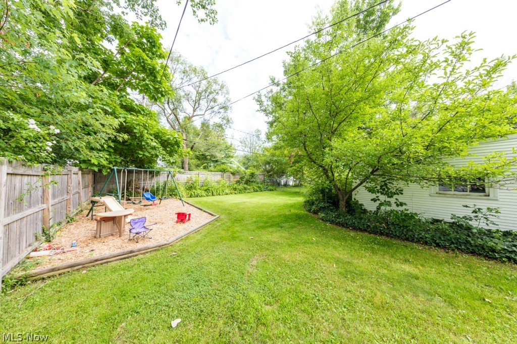 Shaker Lakes - Residential