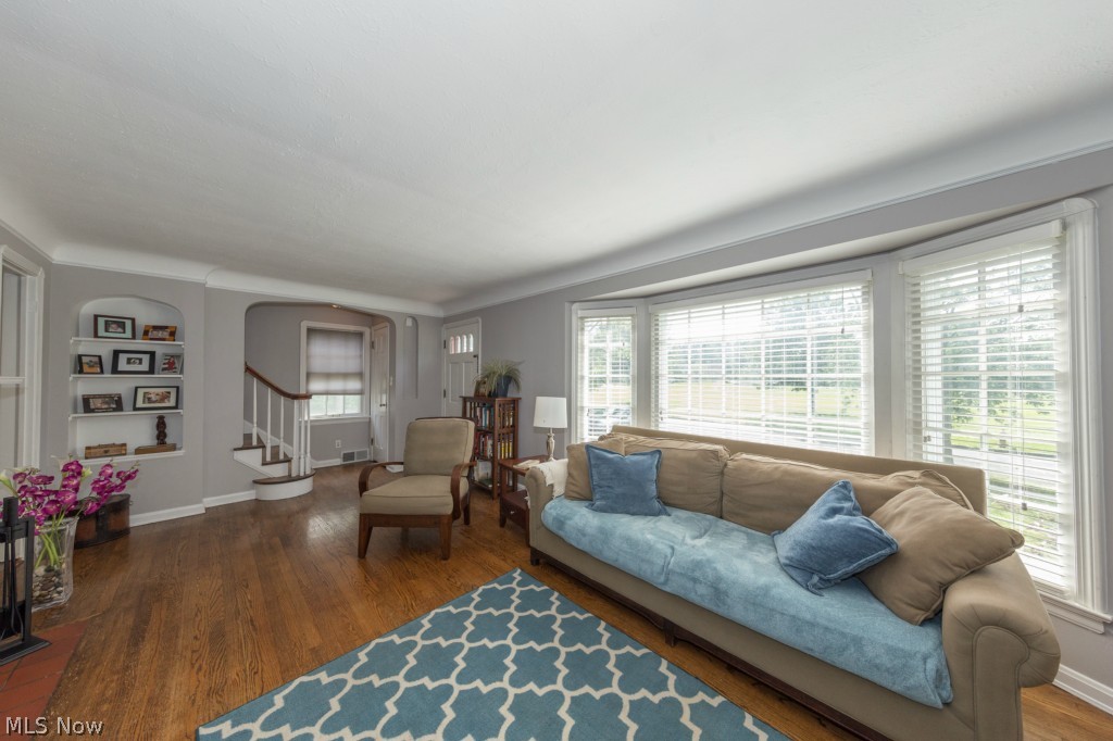 Shaker Lakes - Residential