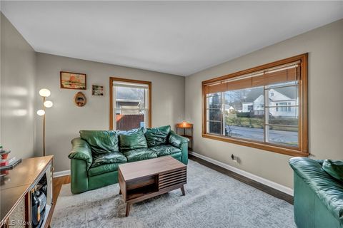 Tiny photo for 260 Prairie Drive, Akron, OH 44312 (MLS # 5188116)