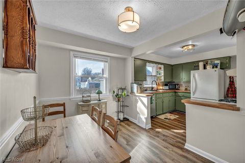 Tiny photo for 260 Prairie Drive, Akron, OH 44312 (MLS # 5188116)