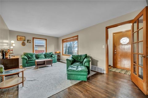 Tiny photo for 260 Prairie Drive, Akron, OH 44312 (MLS # 5188116)