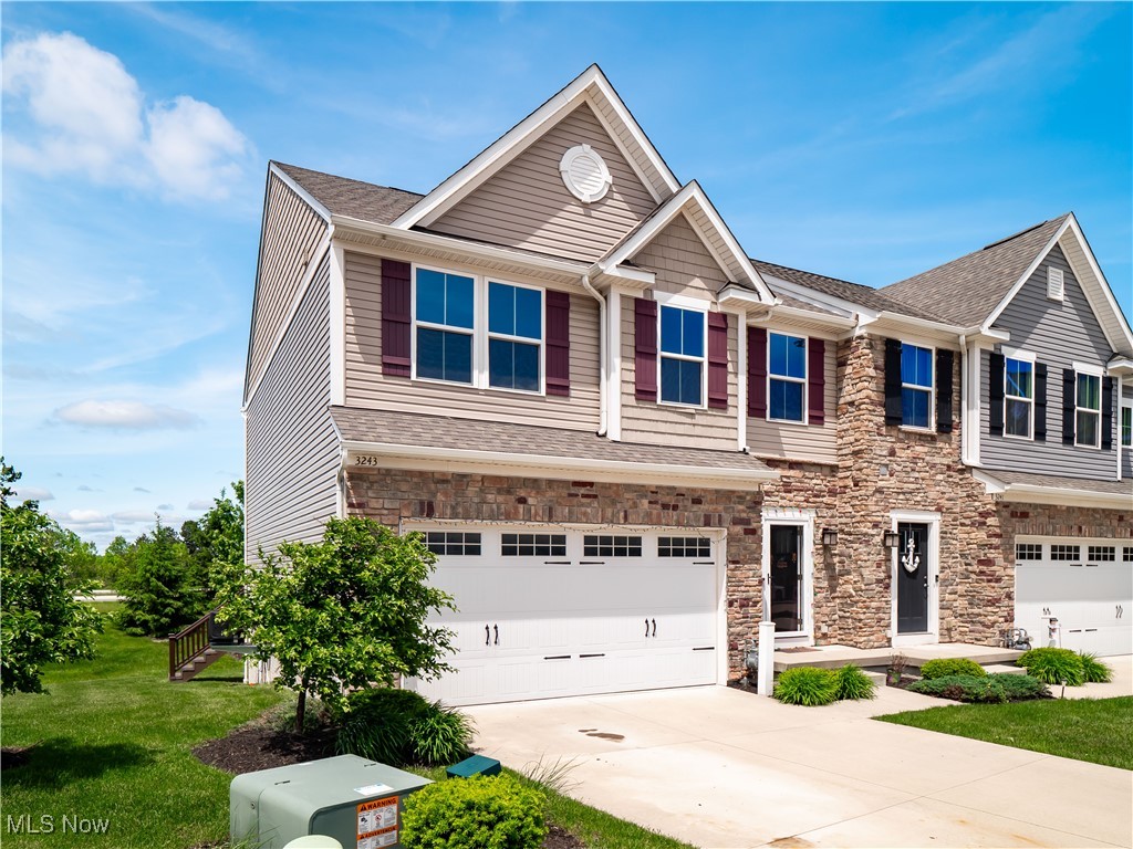 3243 Broadleaf Way