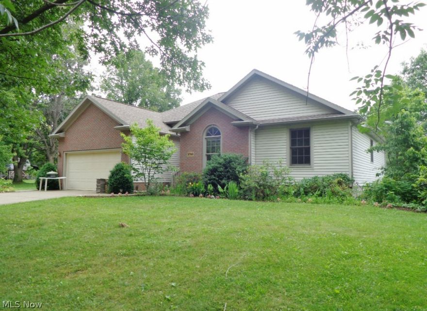 Need a little space? Need an out-building to work on cars, or boats, or gardening, farming...horses..you name it?! Need one floor living?
This 1999 3 bedroom, 2 bath, 2-car attached and 2-car detached ranch home in Franklin township boasts Kent City Schools and over 5 acres to work or play.