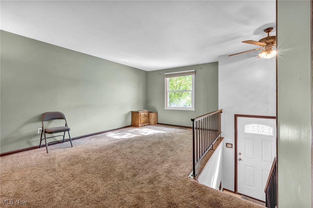 Country Lane Manor - Residential