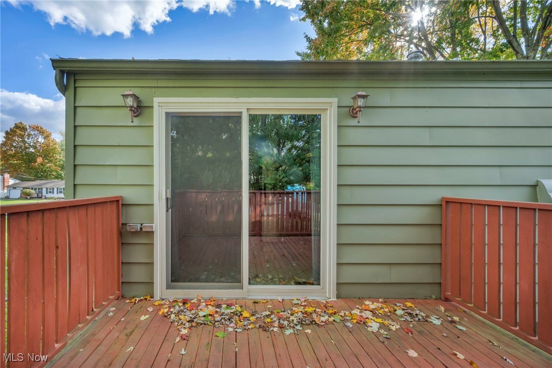 Country Lane Manor - Residential