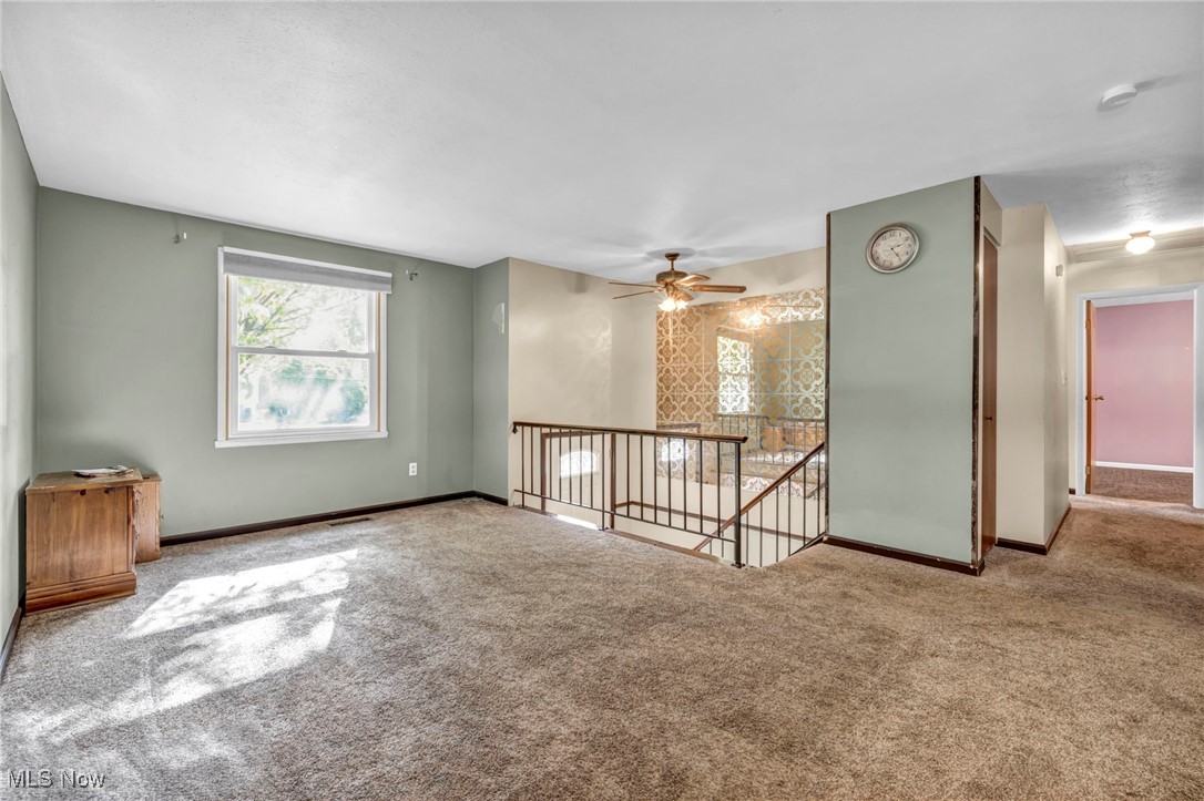 Country Lane Manor - Residential