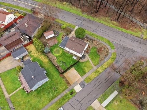 Tiny photo for 1734 Tonawanda Avenue, Akron, OH 44305 (MLS # 5197115)